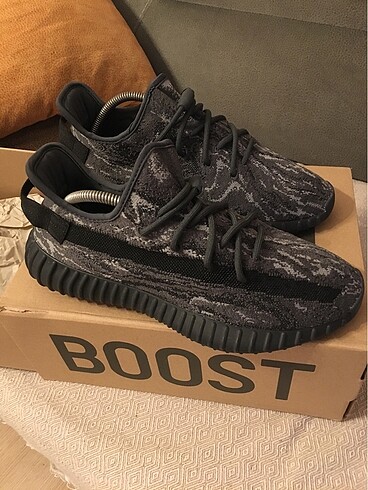 Adidas yeezy dark salt