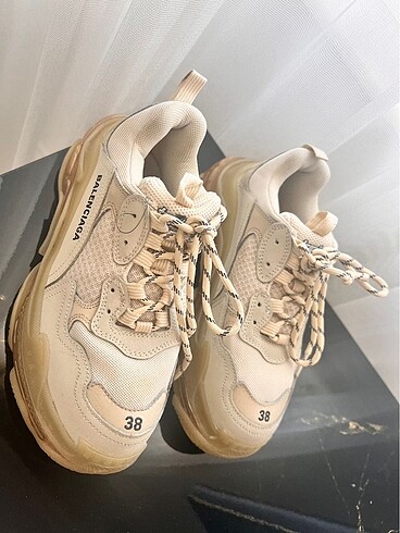 Balenciaga Balencıaga
