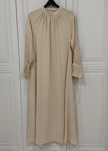 Bej Pilili Uzun Kadın Elbise - Görsel 4