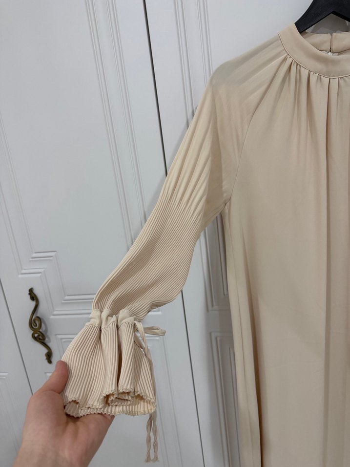 Bej Pilili Uzun Kadın Elbise - Görsel 5