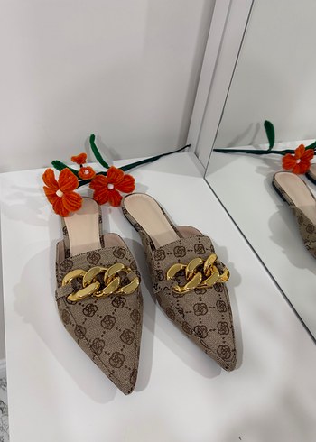 Zincir Detaylı Kahverengi Kadın Topuklu Terlik - Görsel 2