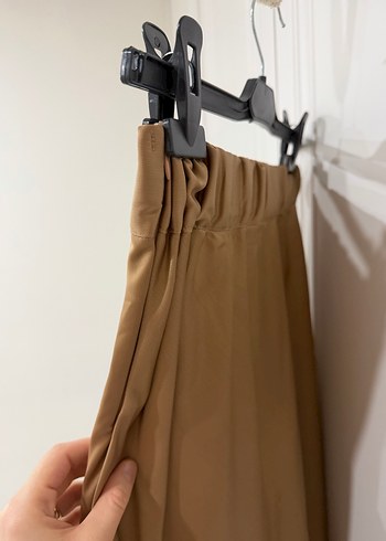 Camel Kadın Uzun saten Etek - Görsel 2