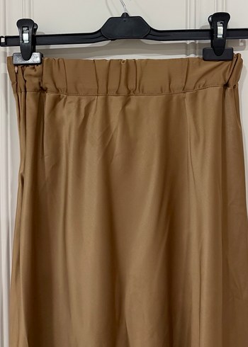 Camel Kadın Uzun saten Etek - Görsel 3
