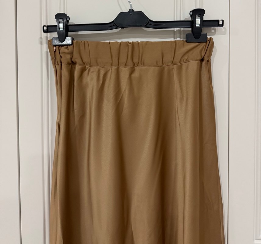 Camel Kadın Uzun saten Etek - Görsel 3