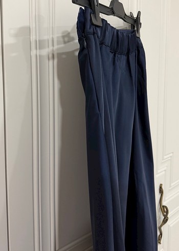 Lacivert Uzun Saten Etek - Görsel 4