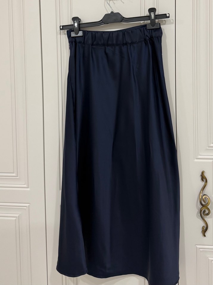 Lacivert Uzun Saten Etek - Görsel 3