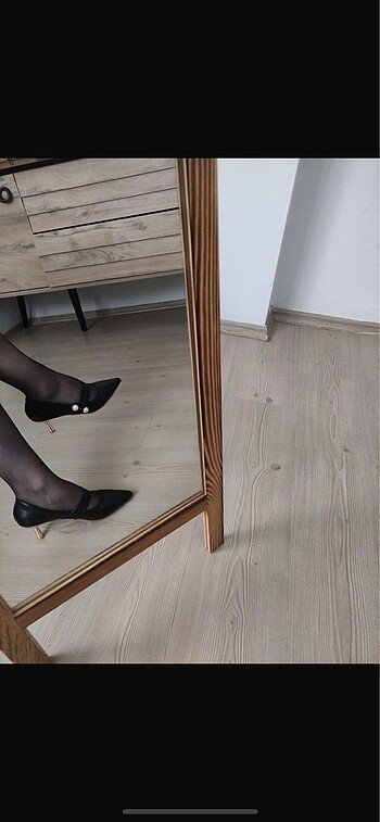 Diğer Siyah inci detaylı stiletto