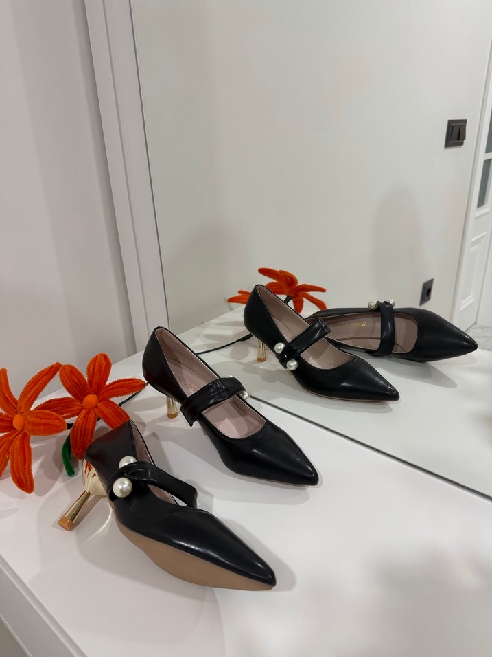 Siyah inci detaylı stiletto, ithal tasarım üründür - Görsel 3
