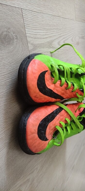 35 Beden Nike krampon 