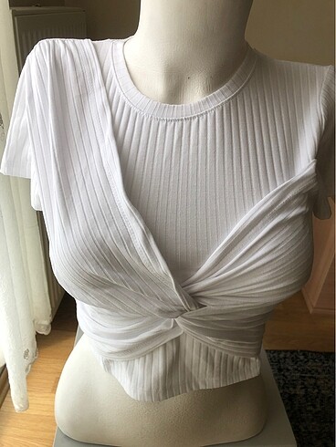 Önü burgu detaylı kaşkorse crop