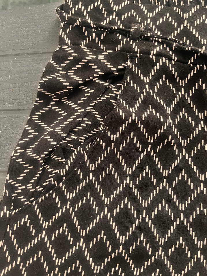 Desenli Kısa Şort - Görsel 4