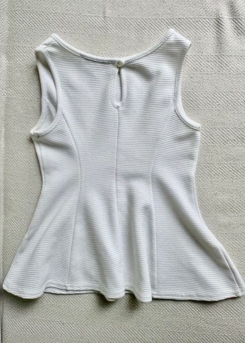 Beyaz Kayık Yaka Kolsuz Bluz - Görsel 2