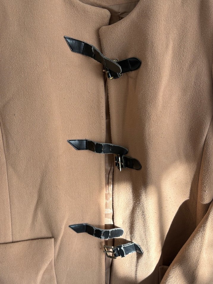 Bej Tokalı Kadın Kaban - Görsel 4