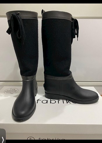 Siyah Bağcıklı Dizüstü Kadın Çizme - Görsel 2