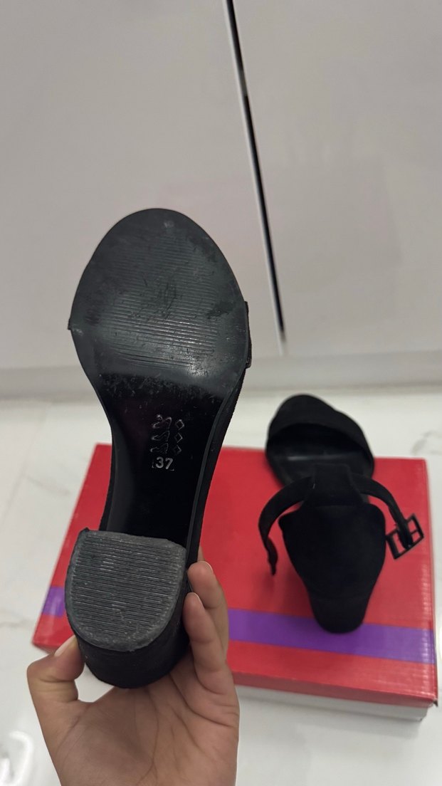 SOHO Siyah Tokalı Kadın Topuklu Ayakkabı - Görsel 3