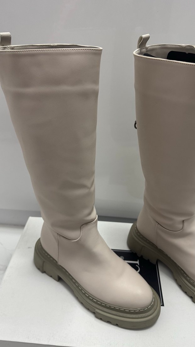 Bej Deri Diz Boyu Çizme - Görsel 2