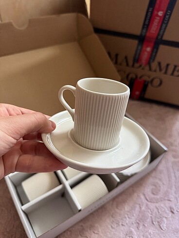 Beden Madame coco 6 kişilik fincan takımı