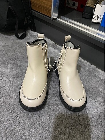Zara bot