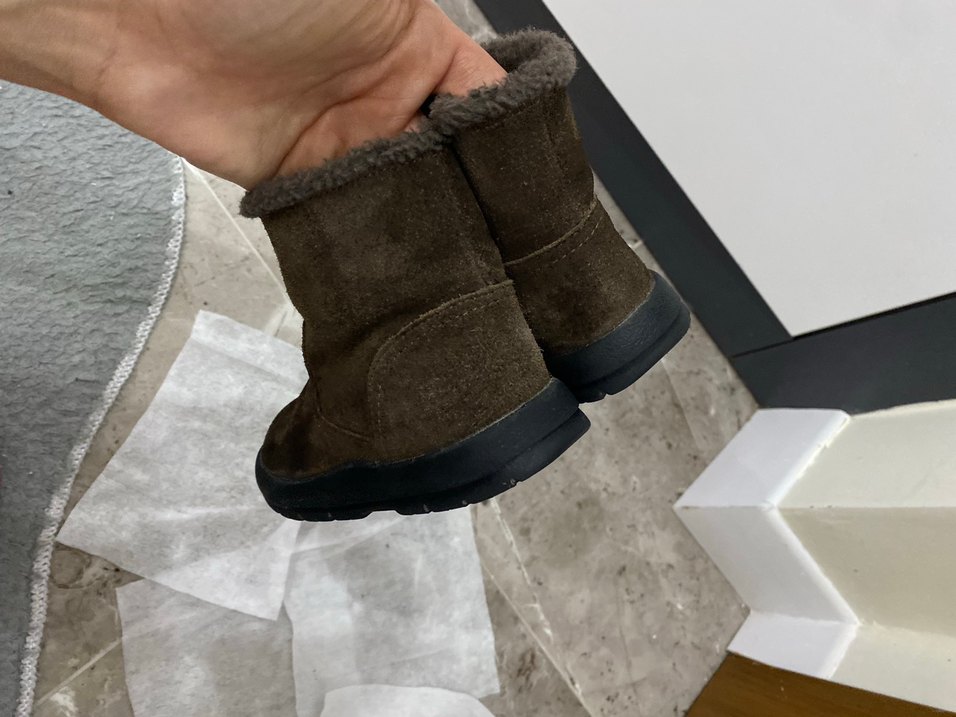 Erkek Çocuk Kahverengi Süet Kürklü Bot - Görsel 3