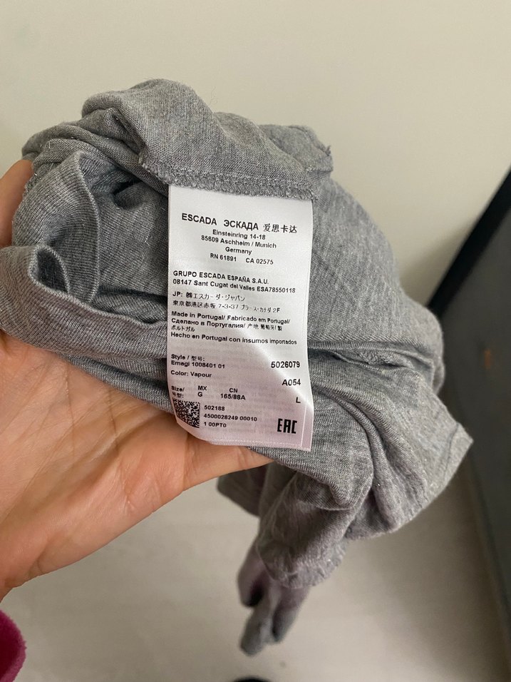 Escada Gri V Yakalı Kadın Triko Kazak - Görsel 4