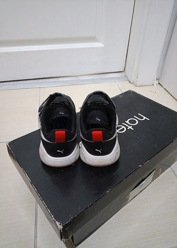 29 Beden siyah Renk Puma Erkek Çocuk Siyah Sneaker