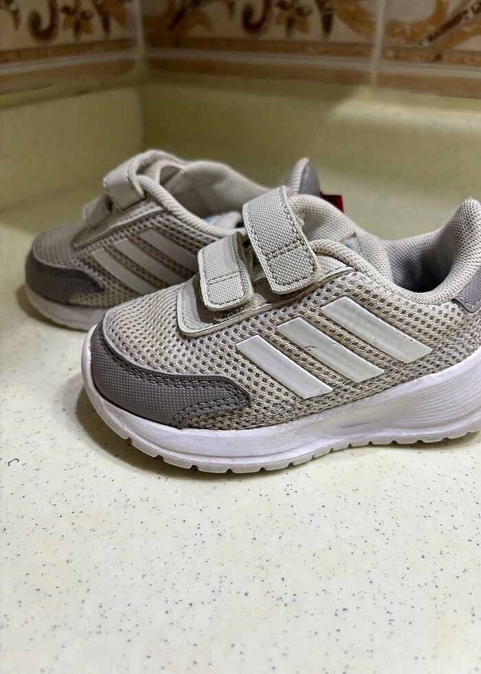 Adidas bebek ayakkabısı - Görsel 3