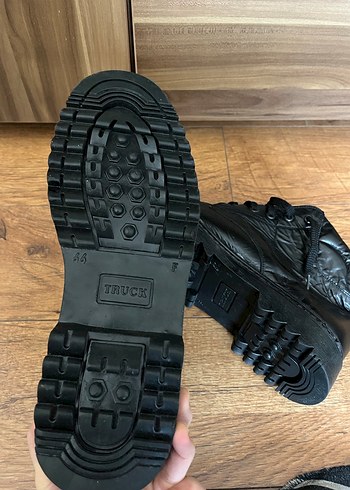 Erkek Siyah Deri Bağcıklı Klasik Bot - Görsel 2