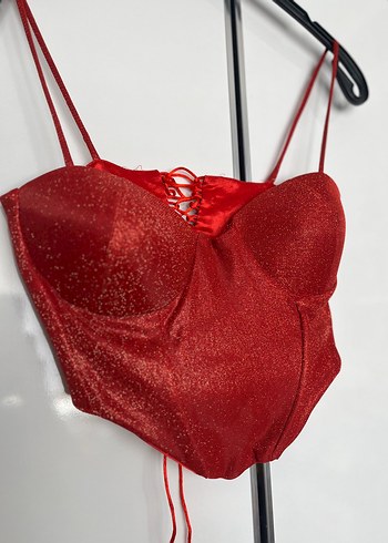 Tasarımcı Parlak Kırmızı Mini Strappy Bustiyer