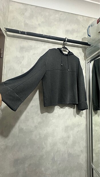 Mango Mango Sweatshirt