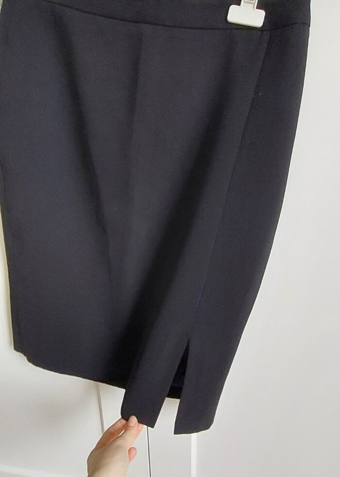 Önden Yırtmaçlı Kalem Etek - Görsel 2