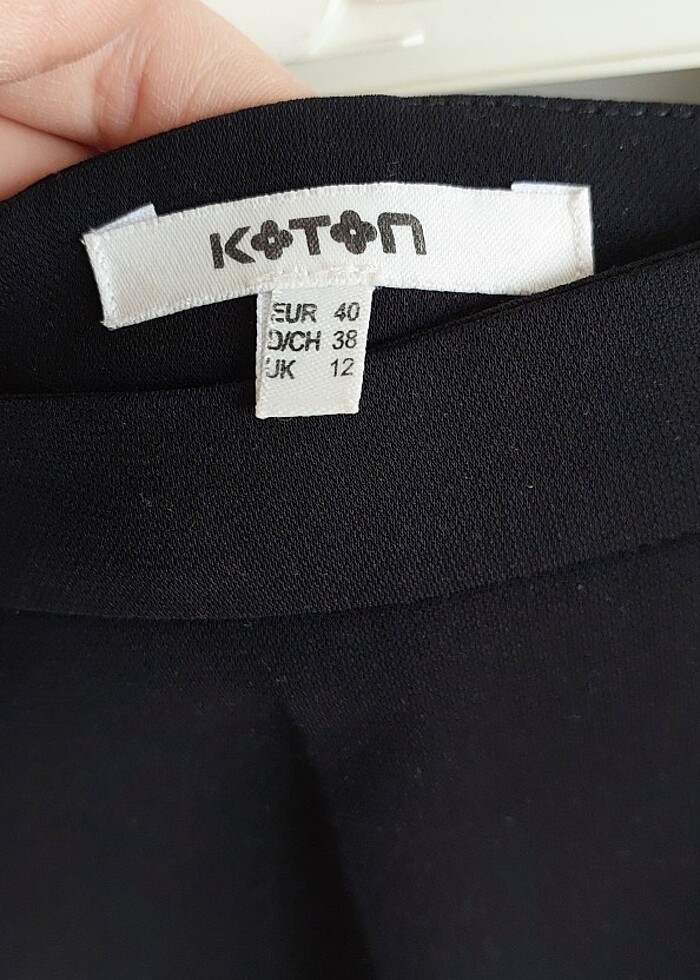 Önden Yırtmaçlı Kalem Etek - Görsel 4