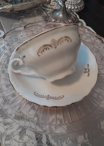Antika çay fincanı
