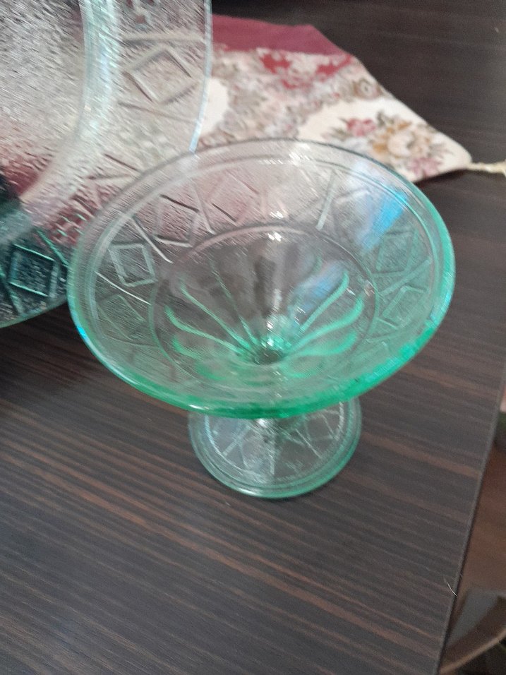 Vintage Yeşil Cam  ayaklı sunumluk - Görsel 2