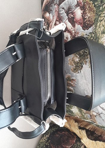 Tokalı Siyah Deri Kadın Çanta - Görsel 4