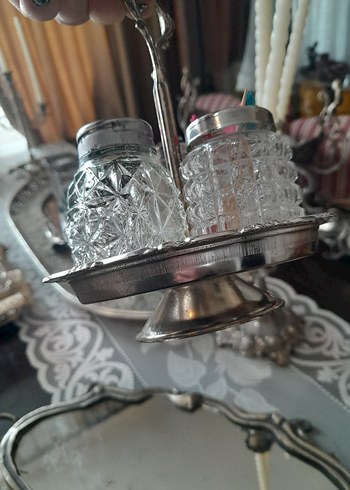 Antika Beyaz Şeffaf Tuzluk ve Biberlik Seti - Görsel 3