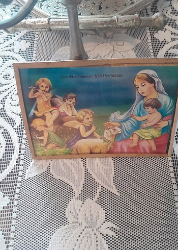 Beden Çocuklar Cennette Melekler Gibidir Kartpostal pano
