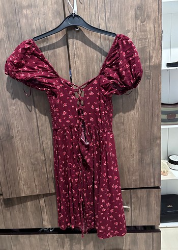 l Beden Stradivarius Bordo Çiçekli Elbise