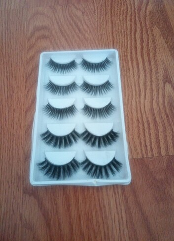 kadın kirpik - Görsel 2