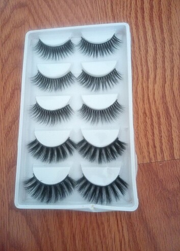 kadın kirpik - Görsel 3