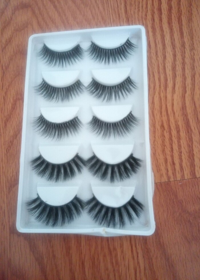 kadın kirpik - Görsel 3