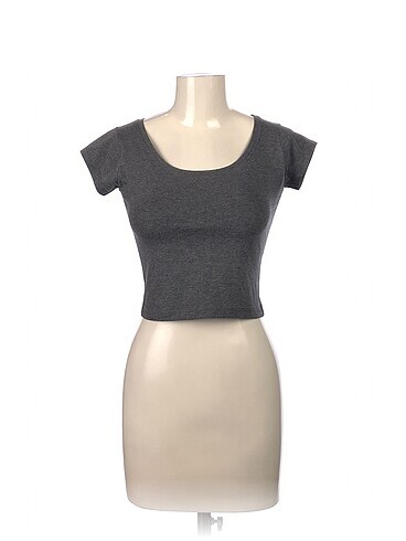 PreLoved T-shirt %70 İndirimli.