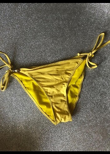 H&m arkası büzgülü bikini alti