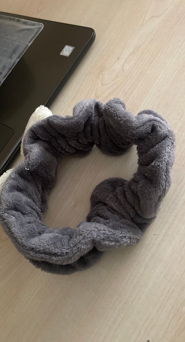 Gri peluş detaylı bohem saç tokası saç bandı - Görsel 3