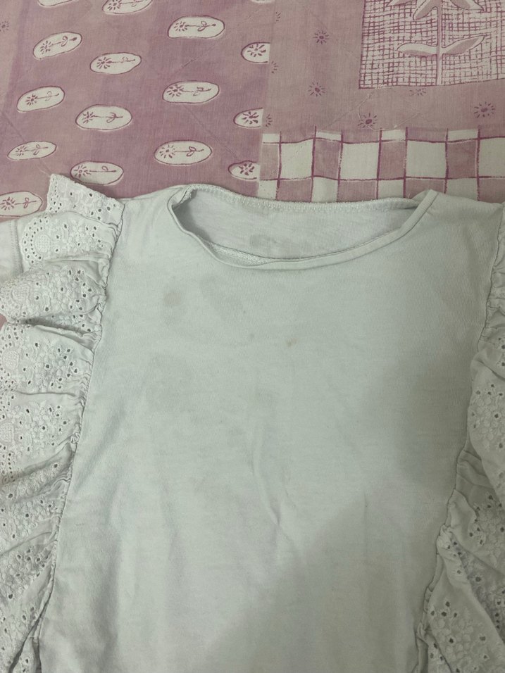 Kız Çocuk Beyaz Nakışlı Fırfırlı Bluz - Görsel 2