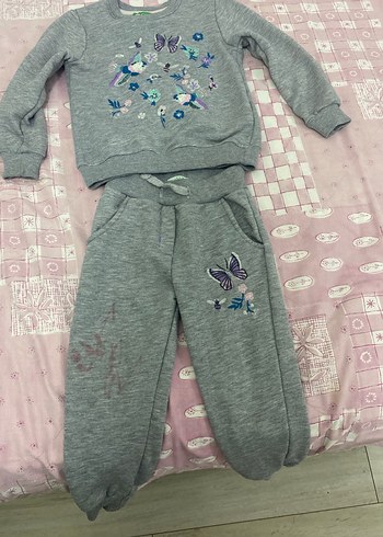 Gri Nakışlı Örgü Bebek Kız Takımı eşofman takımı 3-4 yaş - Görsel 2