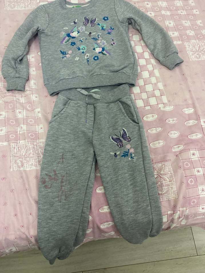 Gri Nakışlı Örgü Bebek Kız Takımı eşofman takımı 3-4 yaş - Görsel 2