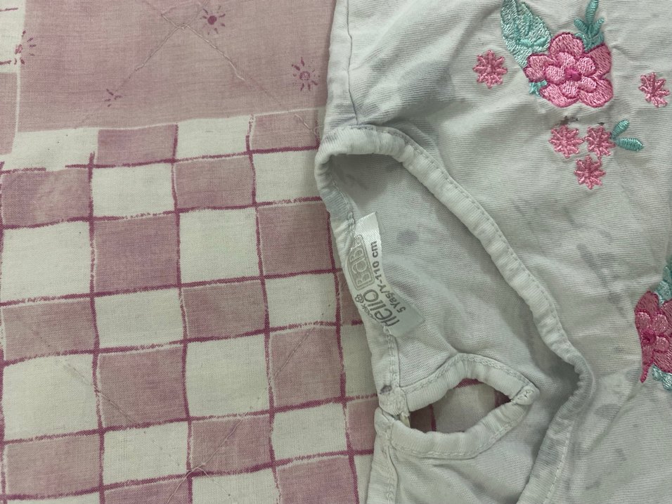 Kız Çocuk Beyaz Nakışlı Fırfırlı Tişört - Görsel 2