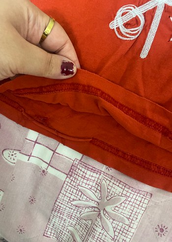 Erkek Çocuk Kırmızı Baskılı Tişört - Görsel 2