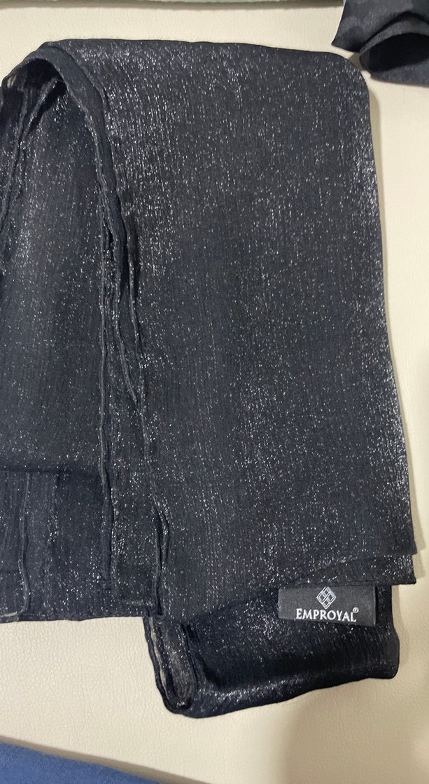 Siyah simli şal - Görsel 2