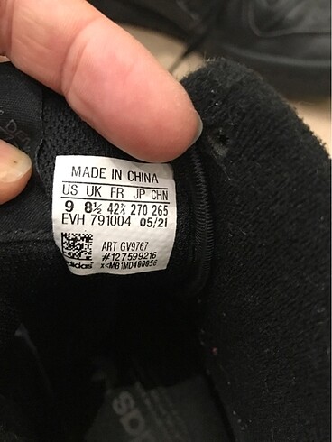 42.5 Beden siyah Renk Adidas bot